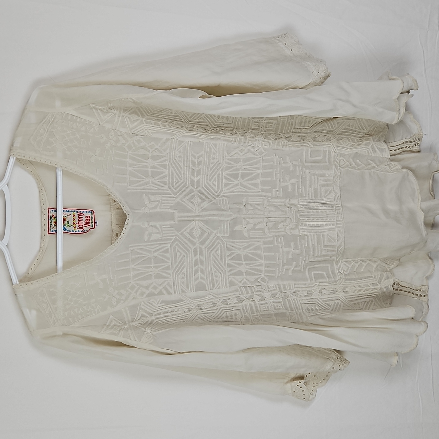 Johnny Was Off-White Geometric Embroidered Blouse
